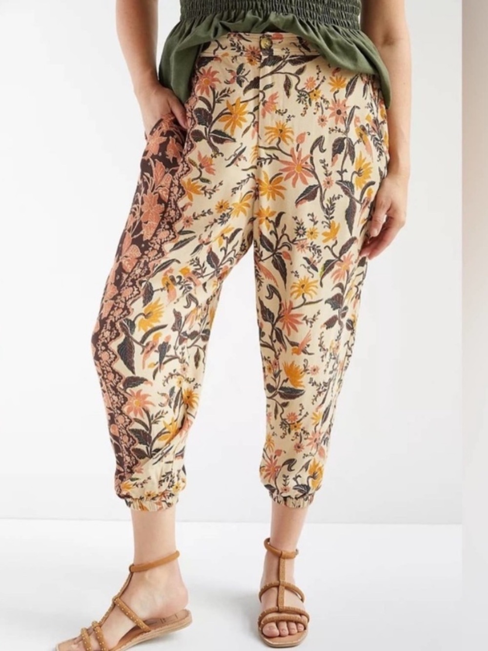 NWT Anthropologie High Rise Smocked Balloon Leg Pants Floral Bird Print Sz 4